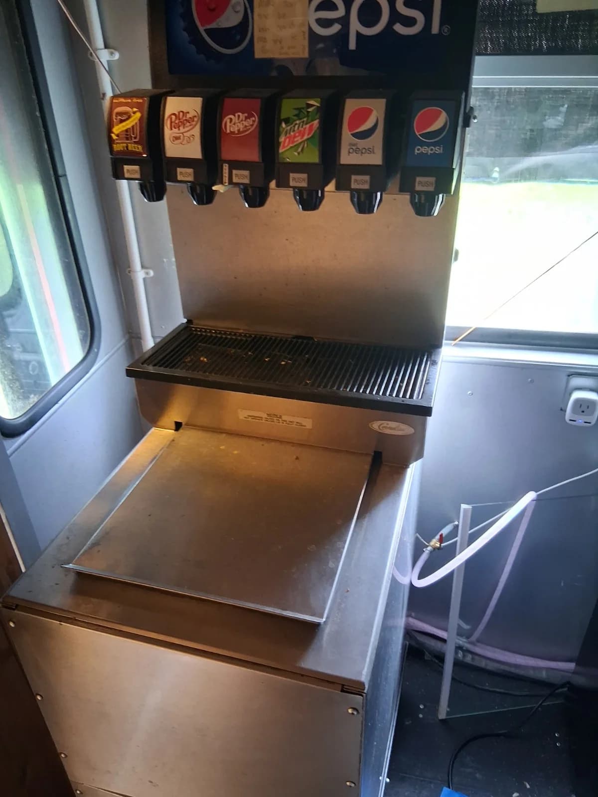 Mobile Diner Double Decker Conversion - Thumbnail 13 Mobile Diner Double Decker Conversion - Thumbnail 13