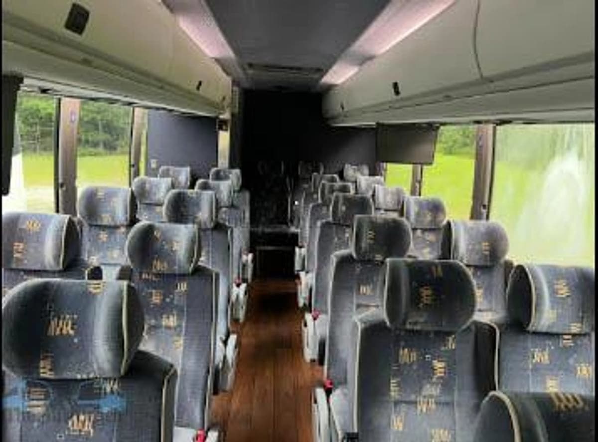 2016 Prevost X3-45 ADA - Thumbnail 8 2016 Prevost X3-45 ADA - Thumbnail 8