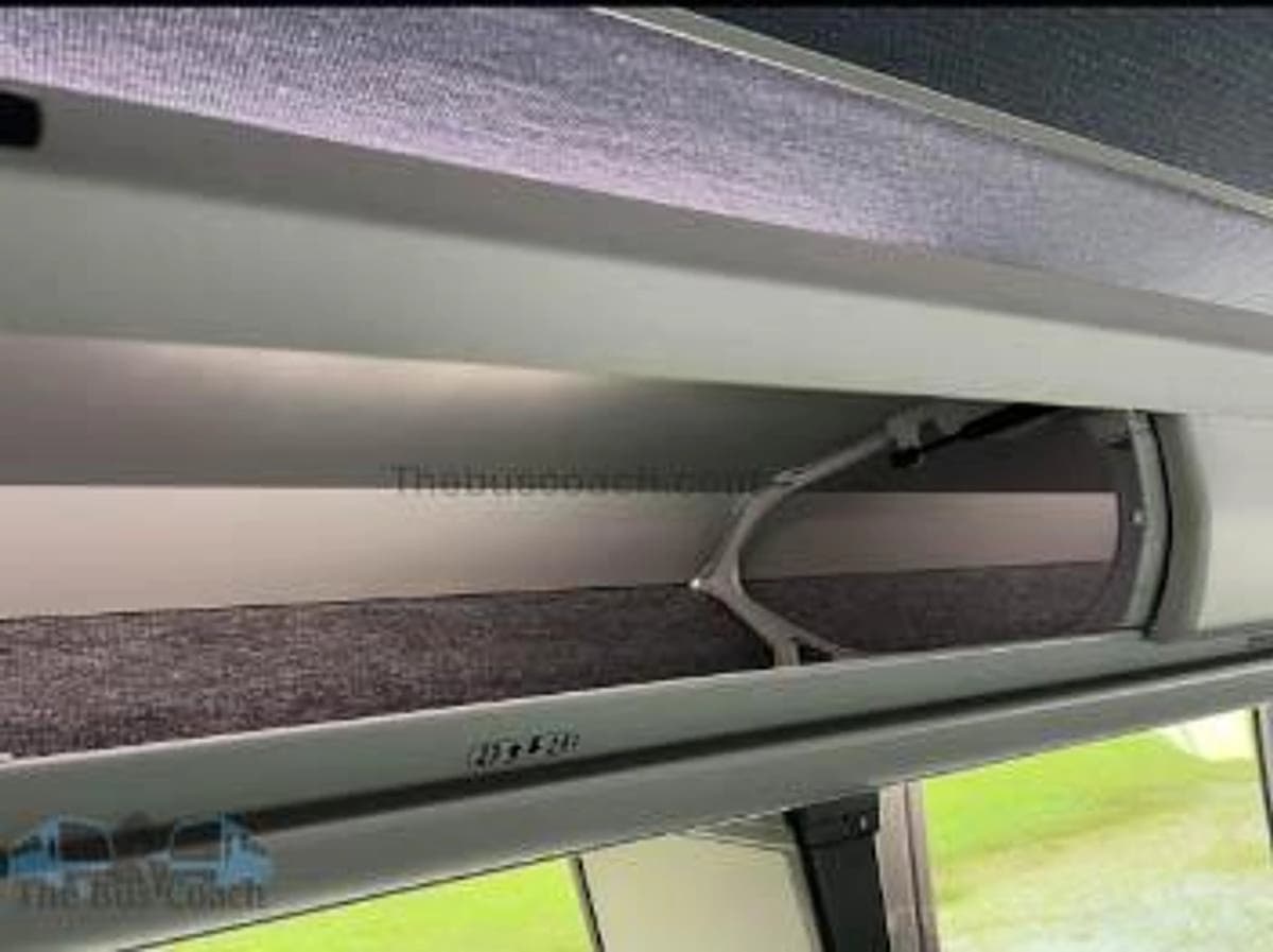 2016 Prevost X3-45 ADA - Thumbnail 9 2016 Prevost X3-45 ADA - Thumbnail 9