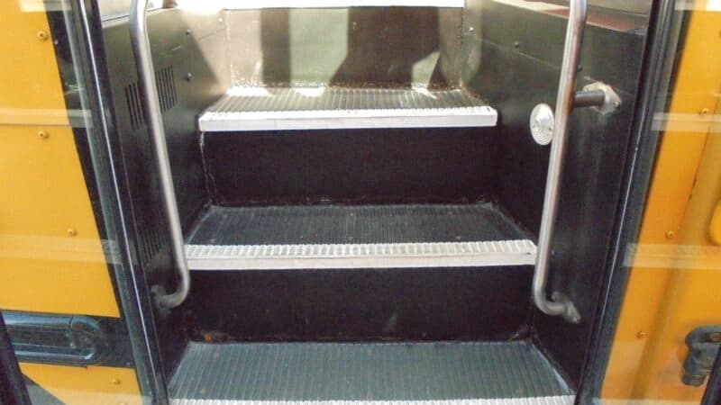 2014 Freightliner Thomas School Bus - Thumbnail 4 2014 Freightliner Thomas School Bus - Thumbnail 4