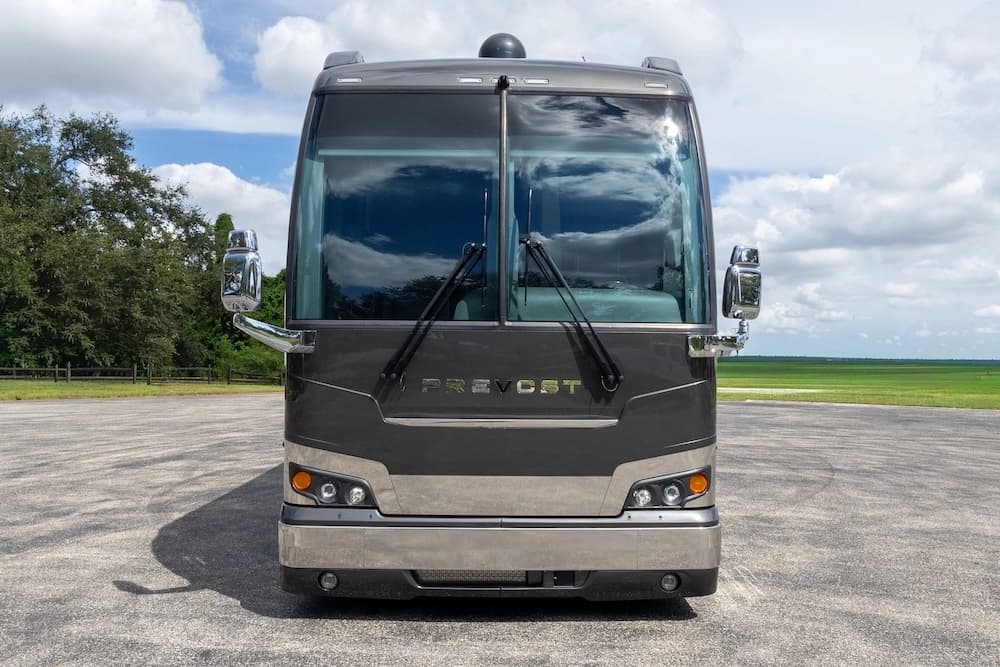 2022 Prevost Millennium X3 Motorhome - Thumbnail 12 2022 Prevost Millennium X3 Motorhome - Thumbnail 12