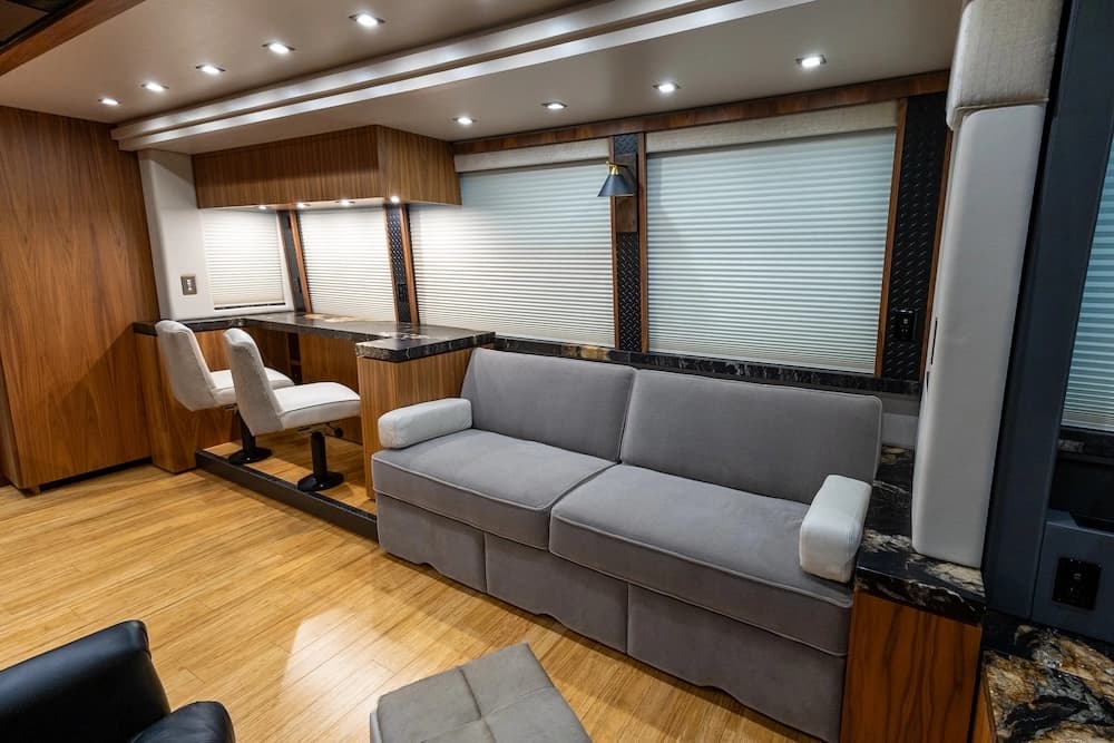 2022 Prevost Millennium X3 Motorhome - Thumbnail 15 2022 Prevost Millennium X3 Motorhome - Thumbnail 15