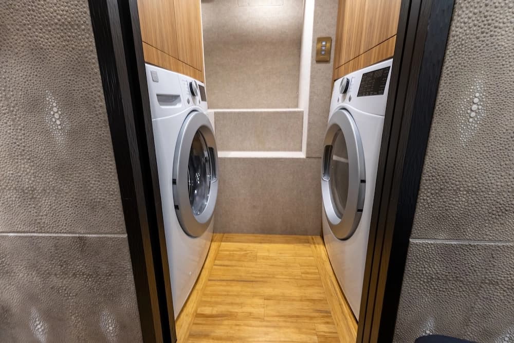 2022 Prevost Millennium X3 Motorhome - Thumbnail 29 2022 Prevost Millennium X3 Motorhome - Thumbnail 29