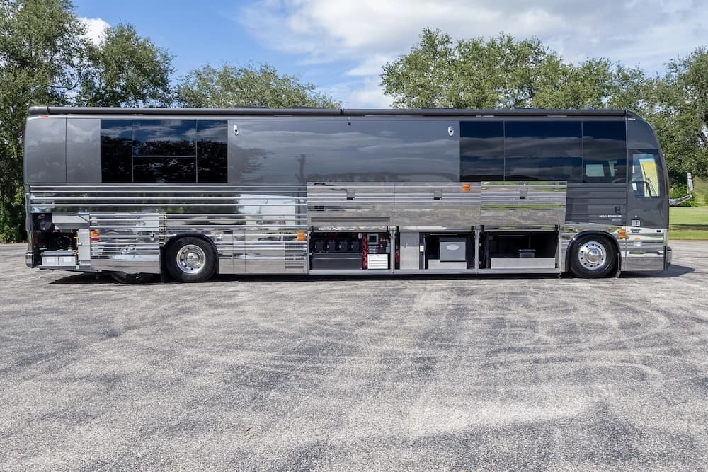 2022 Prevost Millennium X3 Motorhome - Thumbnail 30 2022 Prevost Millennium X3 Motorhome - Thumbnail 30