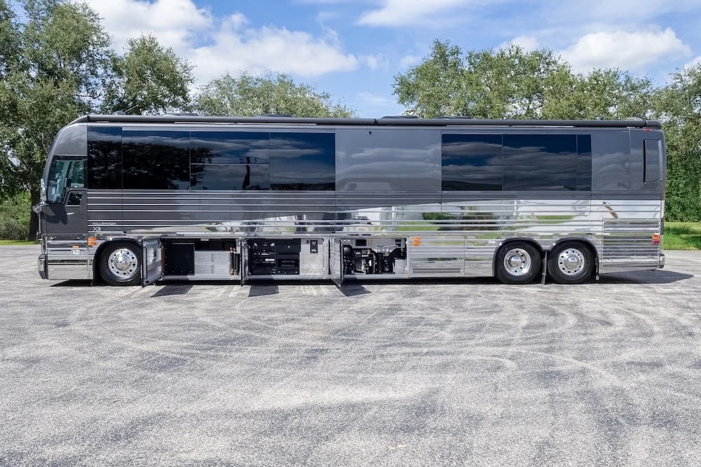 2022 Prevost Millennium X3 Motorhome - Thumbnail 31 2022 Prevost Millennium X3 Motorhome - Thumbnail 31