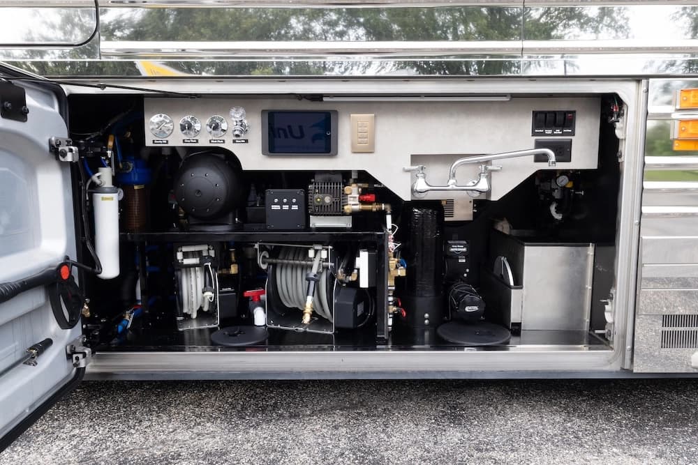 2022 Prevost Millennium X3 Motorhome - Thumbnail 38 2022 Prevost Millennium X3 Motorhome - Thumbnail 38