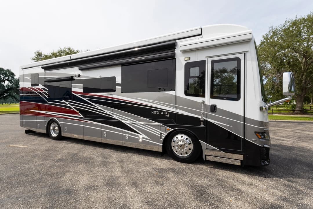 2024 Newmar New Aire Motorhome - Thumbnail 2 2024 Newmar New Aire Motorhome - Thumbnail 2