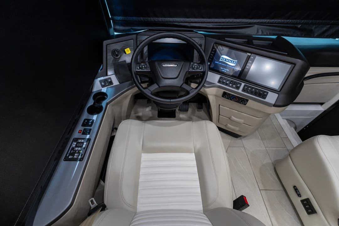 2024 Newmar New Aire Motorhome - Thumbnail 13 2024 Newmar New Aire Motorhome - Thumbnail 13