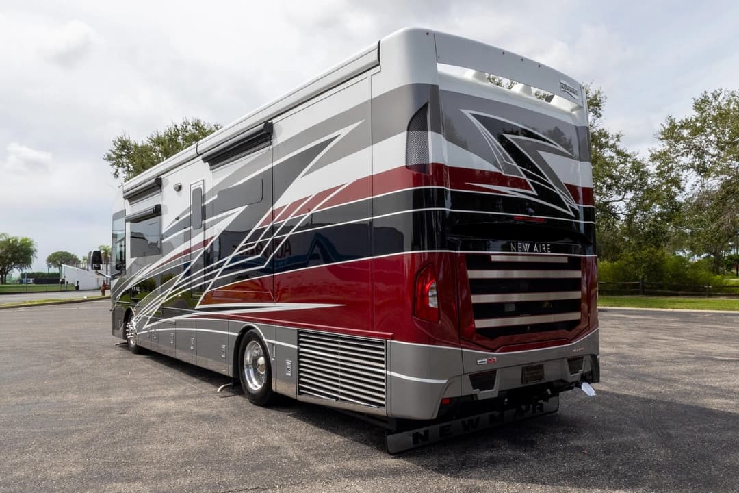 2024 Newmar New Aire Motorhome - Thumbnail 7 2024 Newmar New Aire Motorhome - Thumbnail 7