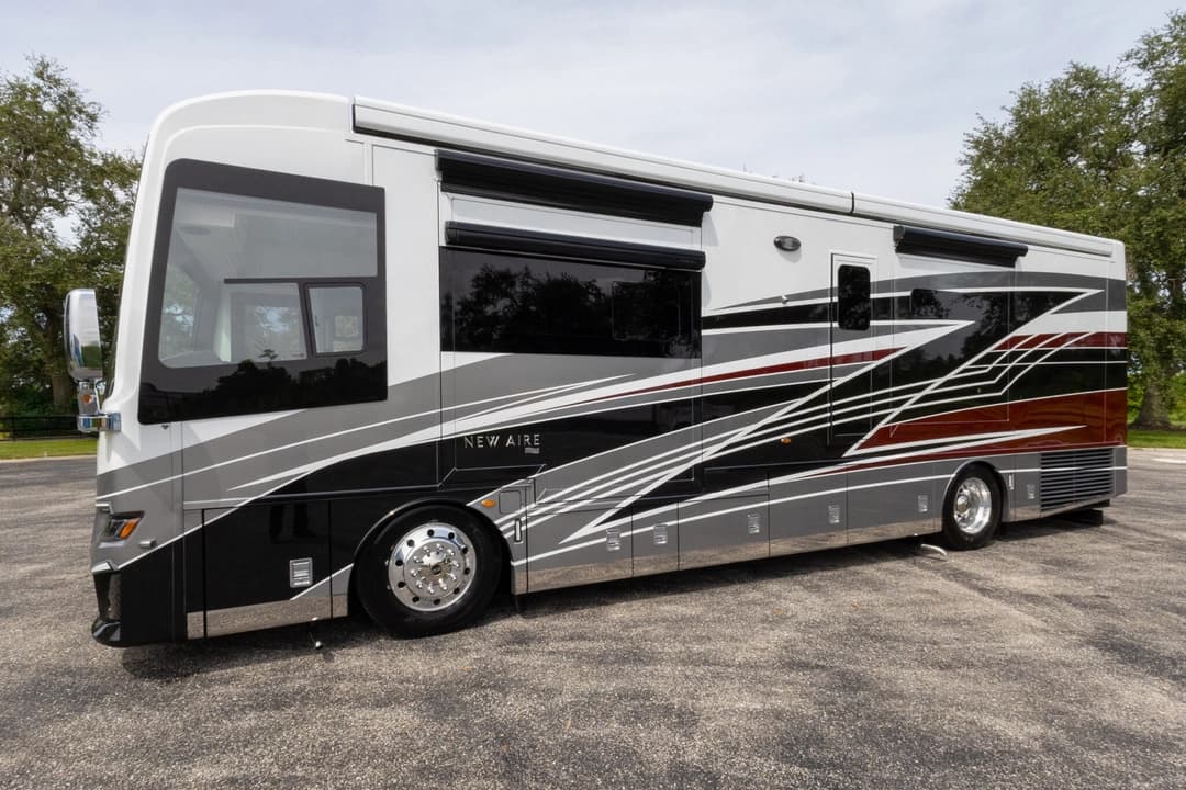 2024 Newmar New Aire Motorhome - Thumbnail 10 2024 Newmar New Aire Motorhome - Thumbnail 10