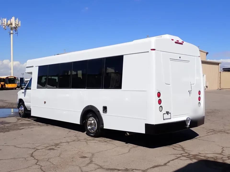 2017 Ford E450 Blue Bird Shuttle Bus - Thumbnail 5 2017 Ford E450 Blue Bird Shuttle Bus - Thumbnail 5