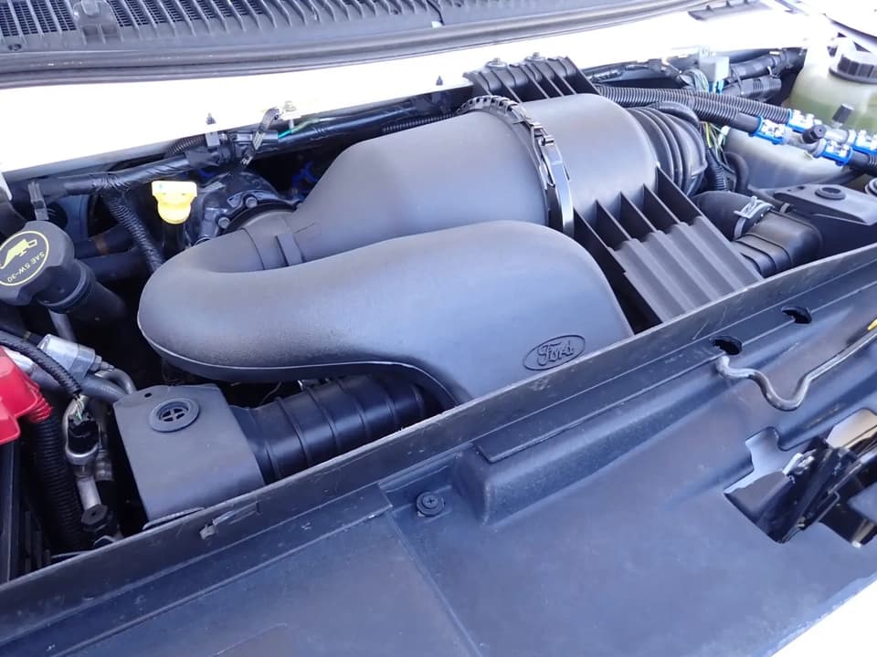 2019 Elkhart Coach EC II Shuttle Bus - Thumbnail 10 2019 Elkhart Coach EC II Shuttle Bus - Thumbnail 10