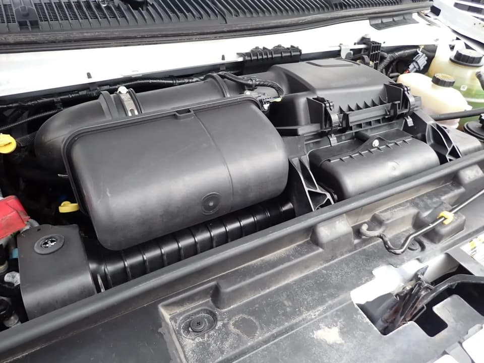 2021 Elkhart Coach EC II ADA Shuttle Bus - Thumbnail 10 2021 Elkhart Coach EC II ADA Shuttle Bus - Thumbnail 10