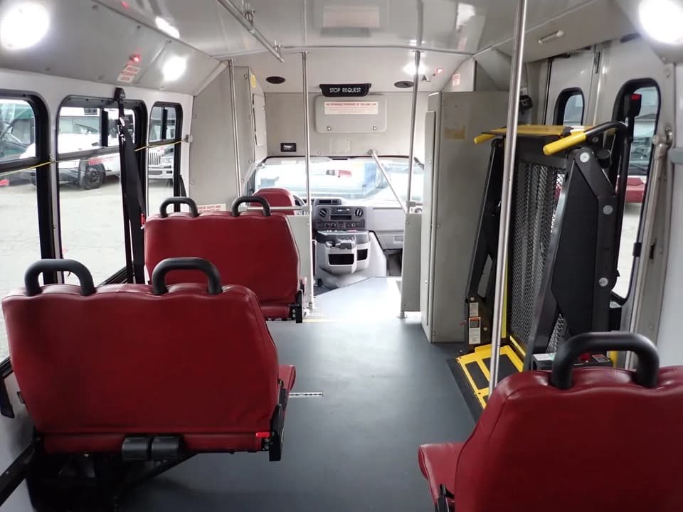 2021 Elkhart Coach EC II ADA Shuttle Bus - Thumbnail 8 2021 Elkhart Coach EC II ADA Shuttle Bus - Thumbnail 8