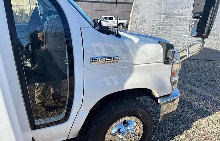 2016 Ford E450 Non-CDL ADA Shuttle Bus - Thumbnail 18 2016 Ford E450 Non-CDL ADA Shuttle Bus - Thumbnail 18