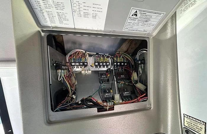 2016 Ford E450 Non-CDL ADA Shuttle Bus - Thumbnail 19 2016 Ford E450 Non-CDL ADA Shuttle Bus - Thumbnail 19