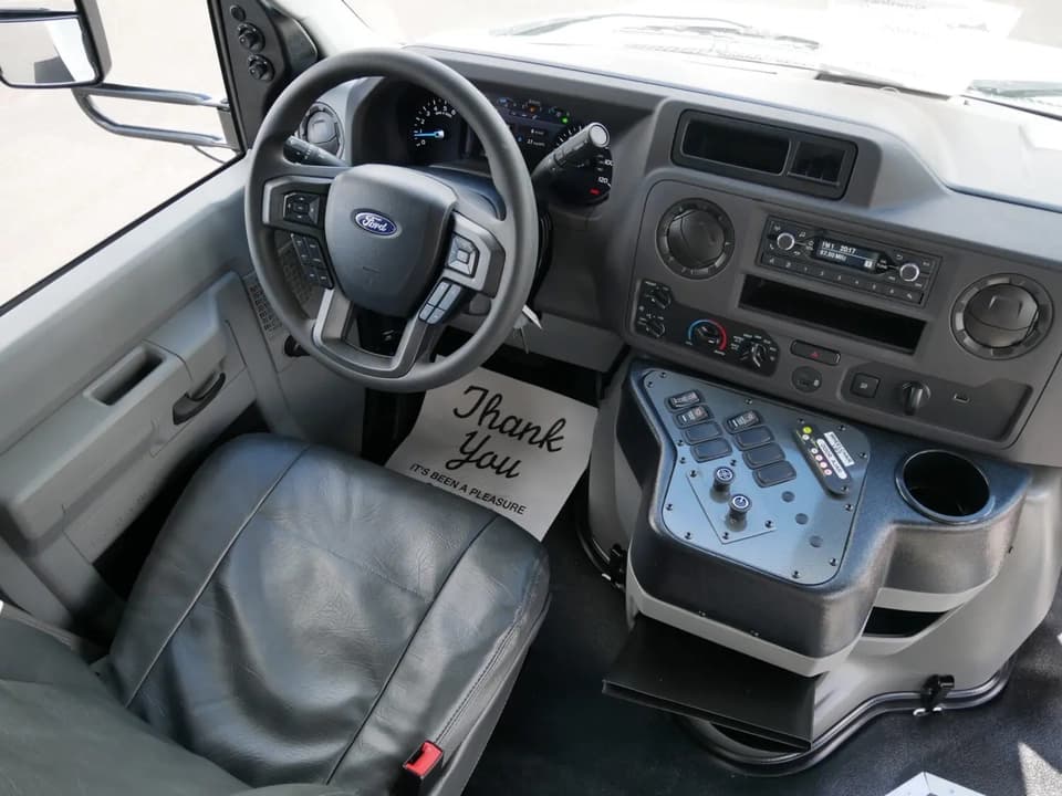 2023 Ford E450 Endera ADA Shuttle Bus - Thumbnail 4 2023 Ford E450 Endera ADA Shuttle Bus - Thumbnail 4