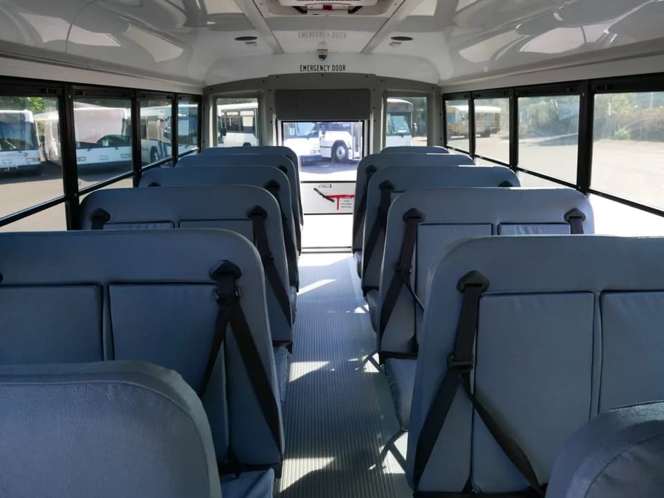 2016 Ford E450 Girardin Mini School Bus - Thumbnail 6 2016 Ford E450 Girardin Mini School Bus - Thumbnail 6