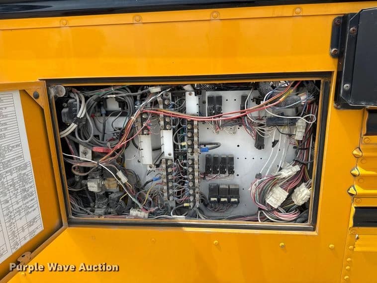 2013 Blue Bird All American school bus School Bus - Thumbnail 13 2013 Blue Bird All American school bus School Bus - Thumbnail 13