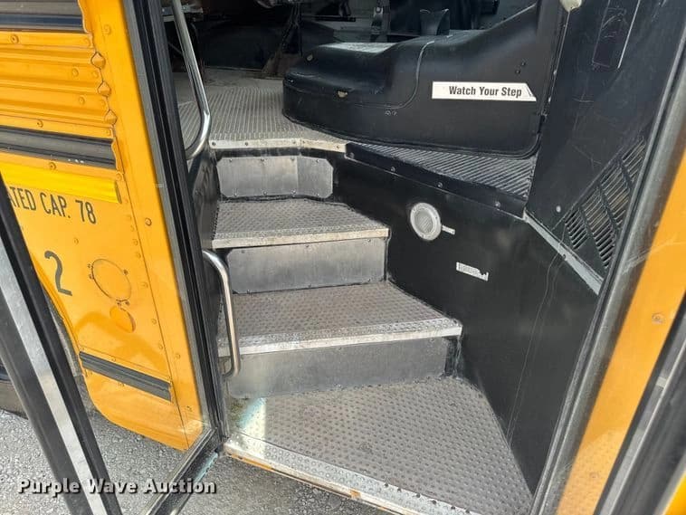 2013 Blue Bird All American school bus School Bus - Thumbnail 23 2013 Blue Bird All American school bus School Bus - Thumbnail 23