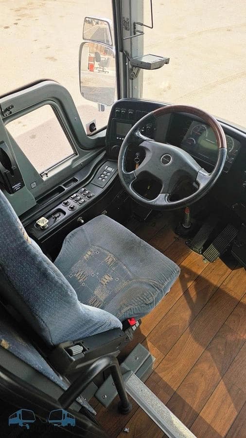 Prevost X3-45 ADA - Thumbnail 4 Prevost X3-45 ADA - Thumbnail 4