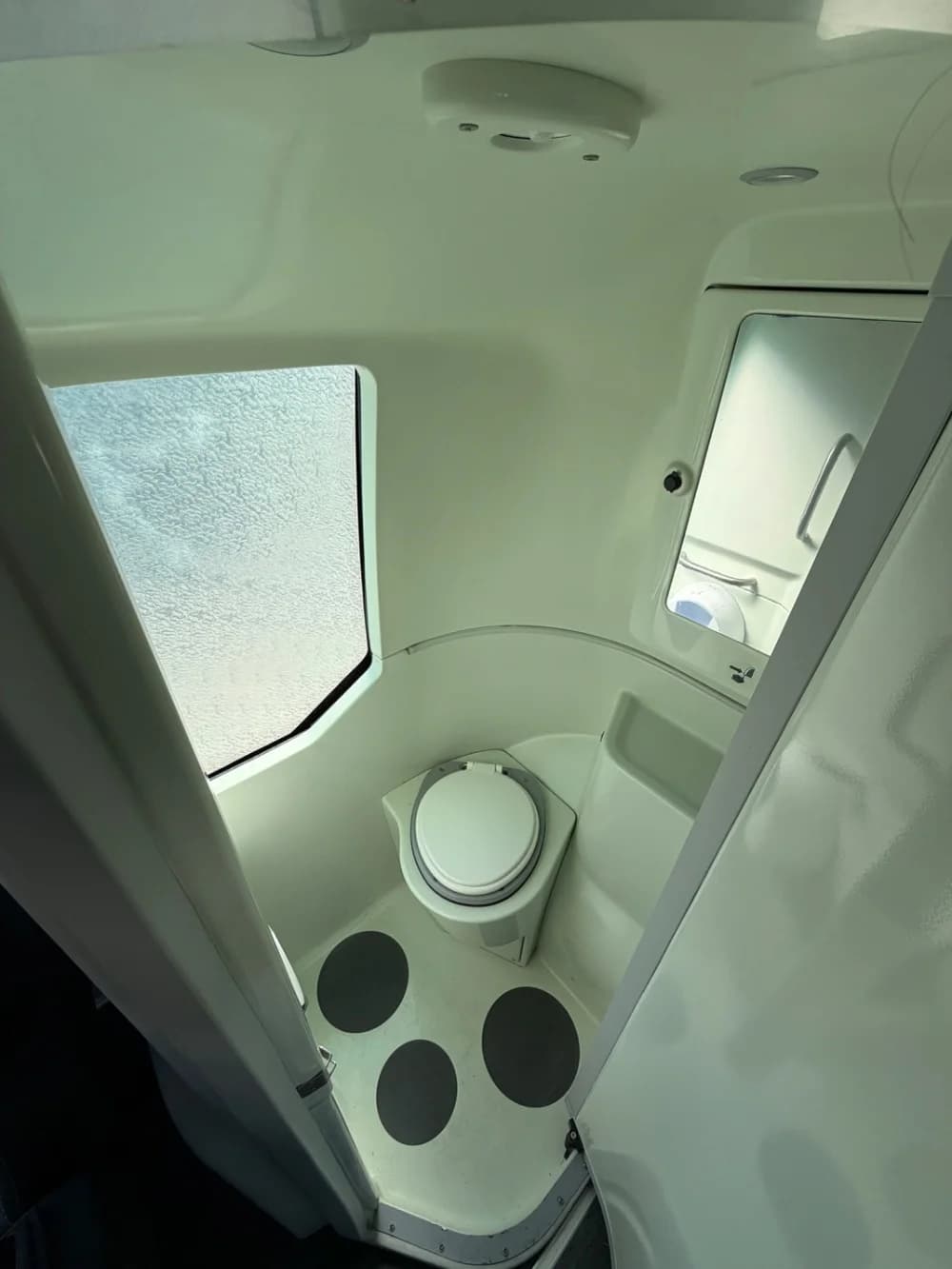 2025 Volvo 9700 - 2 Matching Available - Thumbnail 10 2025 Volvo 9700 - 2 Matching Available - Thumbnail 10