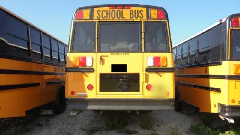2013 Freightliner Thomas School Bus - Image 2 2013 Freightliner Thomas School Bus - Image 2