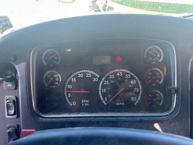 2011 Thomas Saf-T-Liner C2 bus 2011 Thomas Saf-T-Liner C2 bus