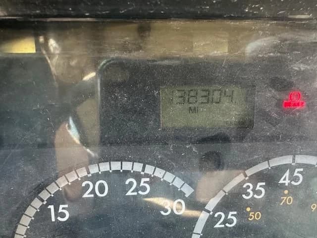 2011 Thomas Saf-T-Liner C2 - Thumbnail 10 2011 Thomas Saf-T-Liner C2 - Thumbnail 10