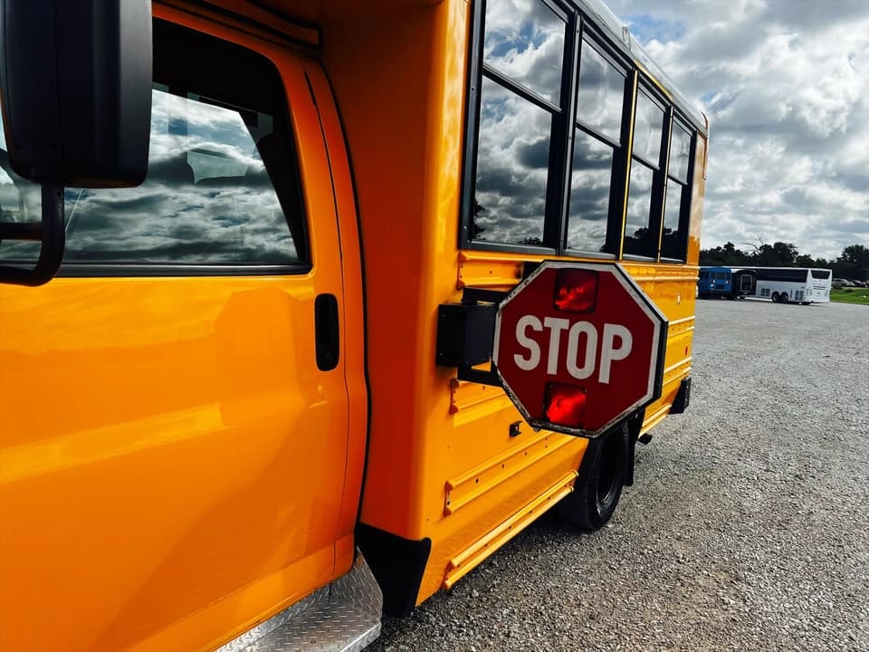 2018 CHEVY COLLINS bus 2018 CHEVY COLLINS bus