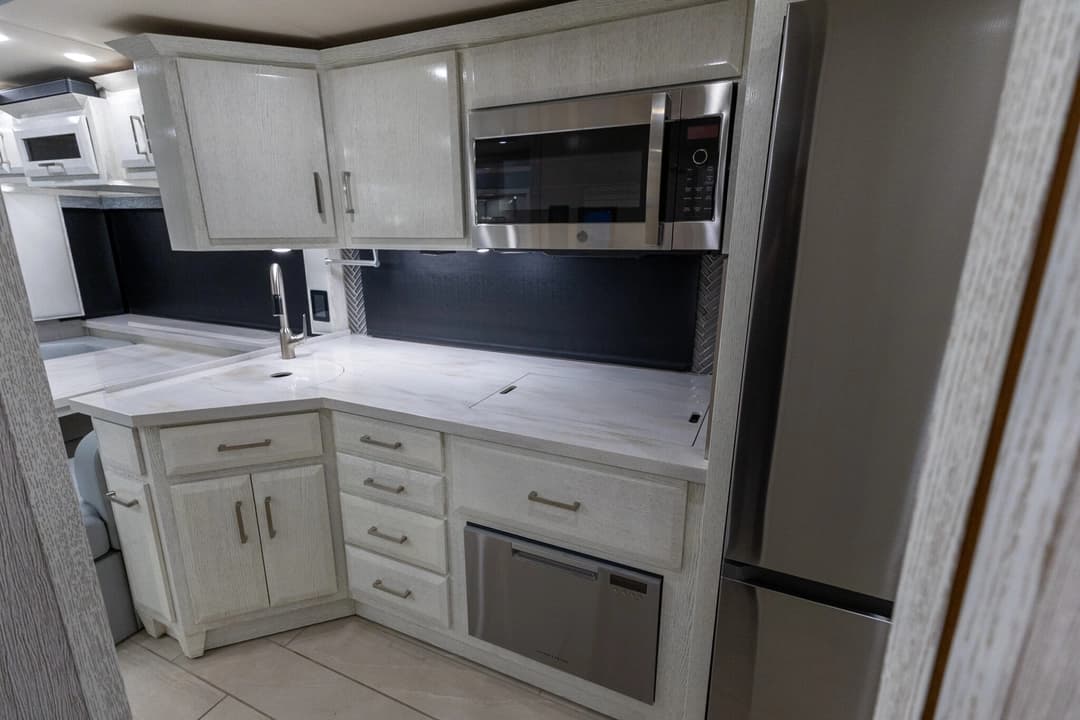 2022 Newmar New Aire 3543 Motorhome - Image 18 2022 Newmar New Aire 3543 Motorhome - Image 18