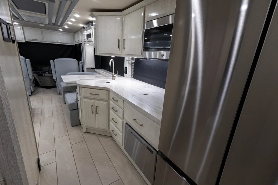 2022 Newmar New Aire 3543 Motorhome - Image 19 2022 Newmar New Aire 3543 Motorhome - Image 19