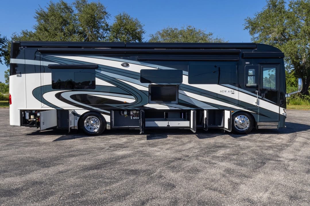 2022 Newmar New Aire 3543 Motorhome - Image 30 2022 Newmar New Aire 3543 Motorhome - Image 30