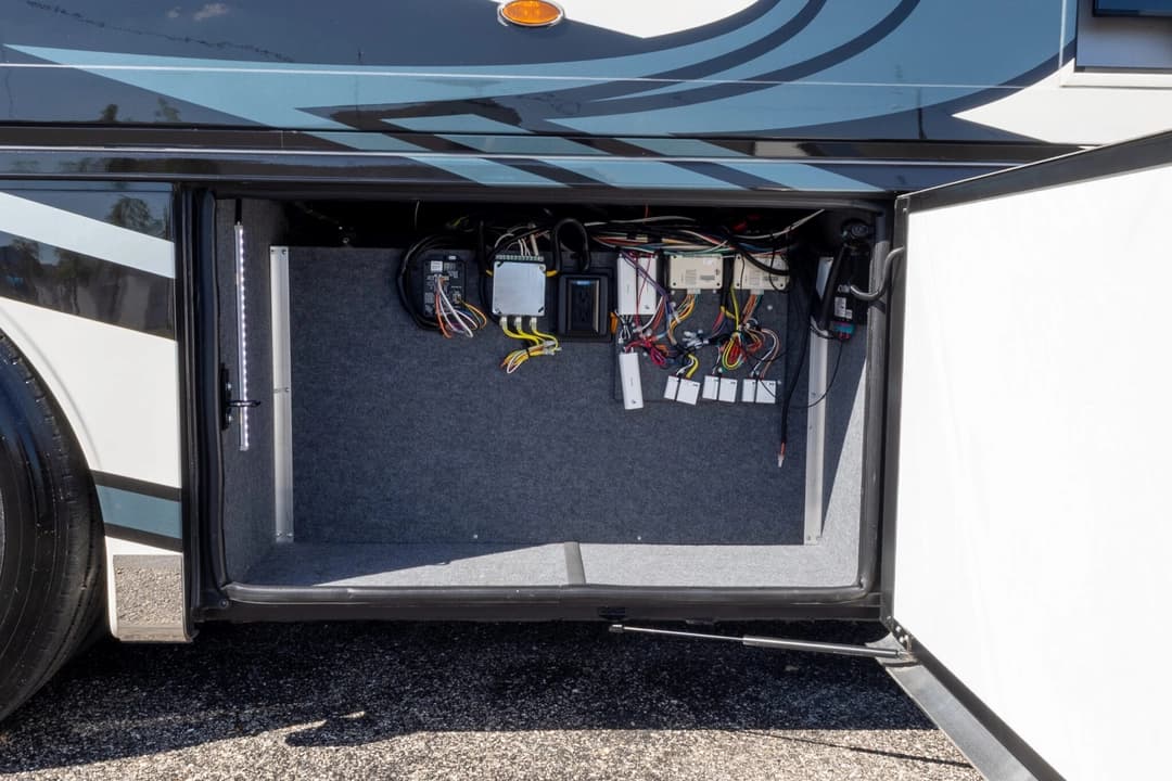 2022 Newmar New Aire 3543 Motorhome - Image 34 2022 Newmar New Aire 3543 Motorhome - Image 34