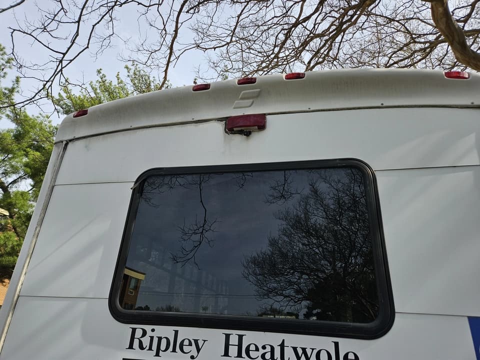 2008 Starcraft E450 Motor Coaches - Thumbnail 4 2008 Starcraft E450 Motor Coaches - Thumbnail 4