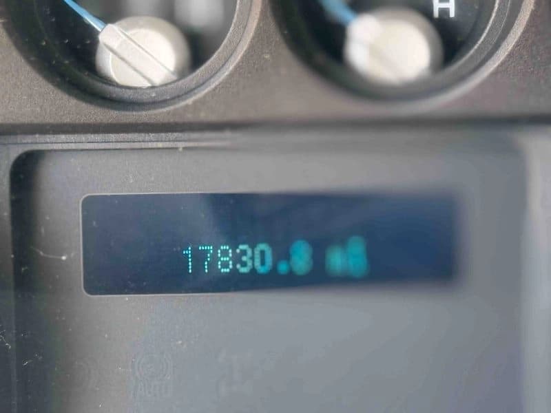 2016 Ford F550 Goshen Shuttle Bus - Image 4 2016 Ford F550 Goshen Shuttle Bus - Image 4