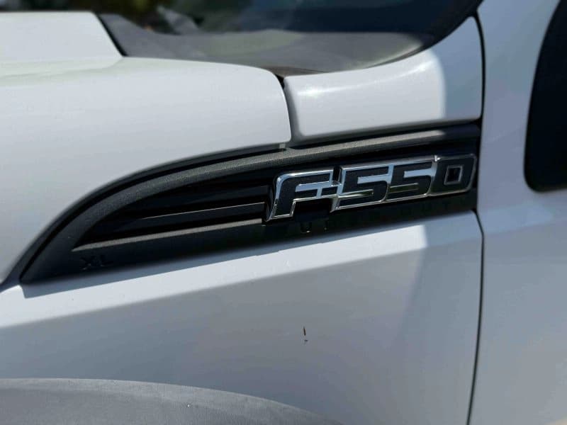 2016 Ford F550 Goshen Shuttle Bus - Image 3 2016 Ford F550 Goshen Shuttle Bus - Image 3