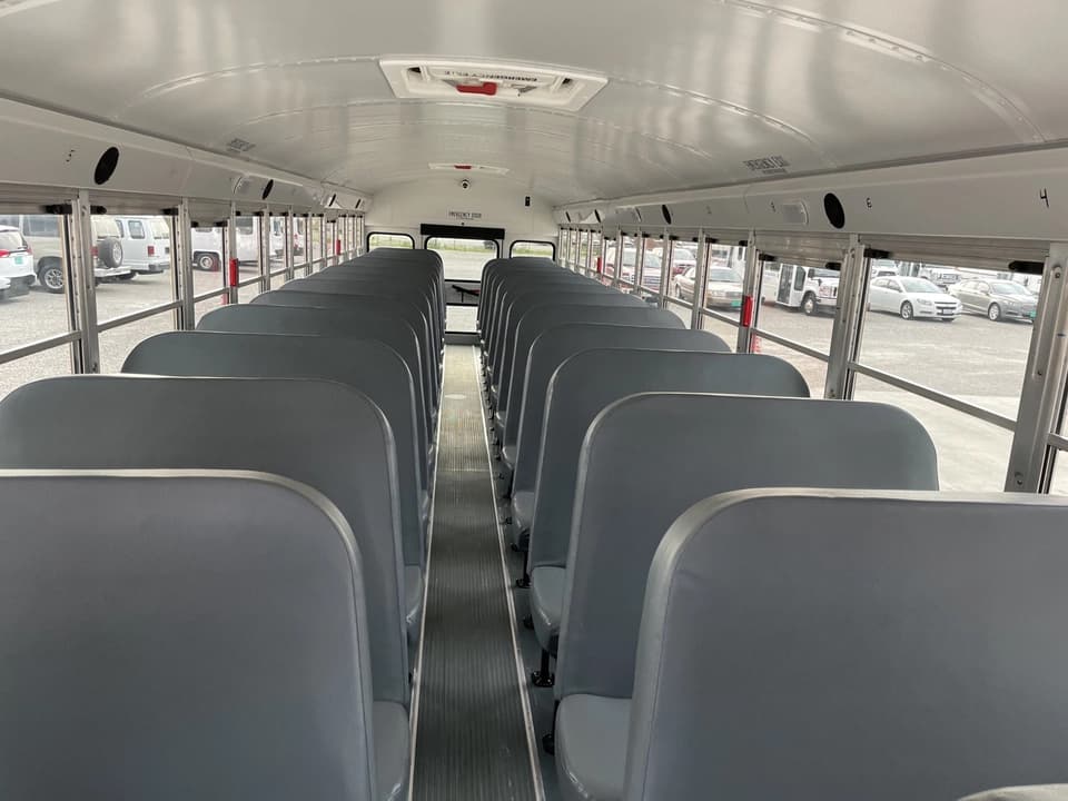 2021 Blue Bird Vision School Bus - Image 3 2021 Blue Bird Vision School Bus - Image 3