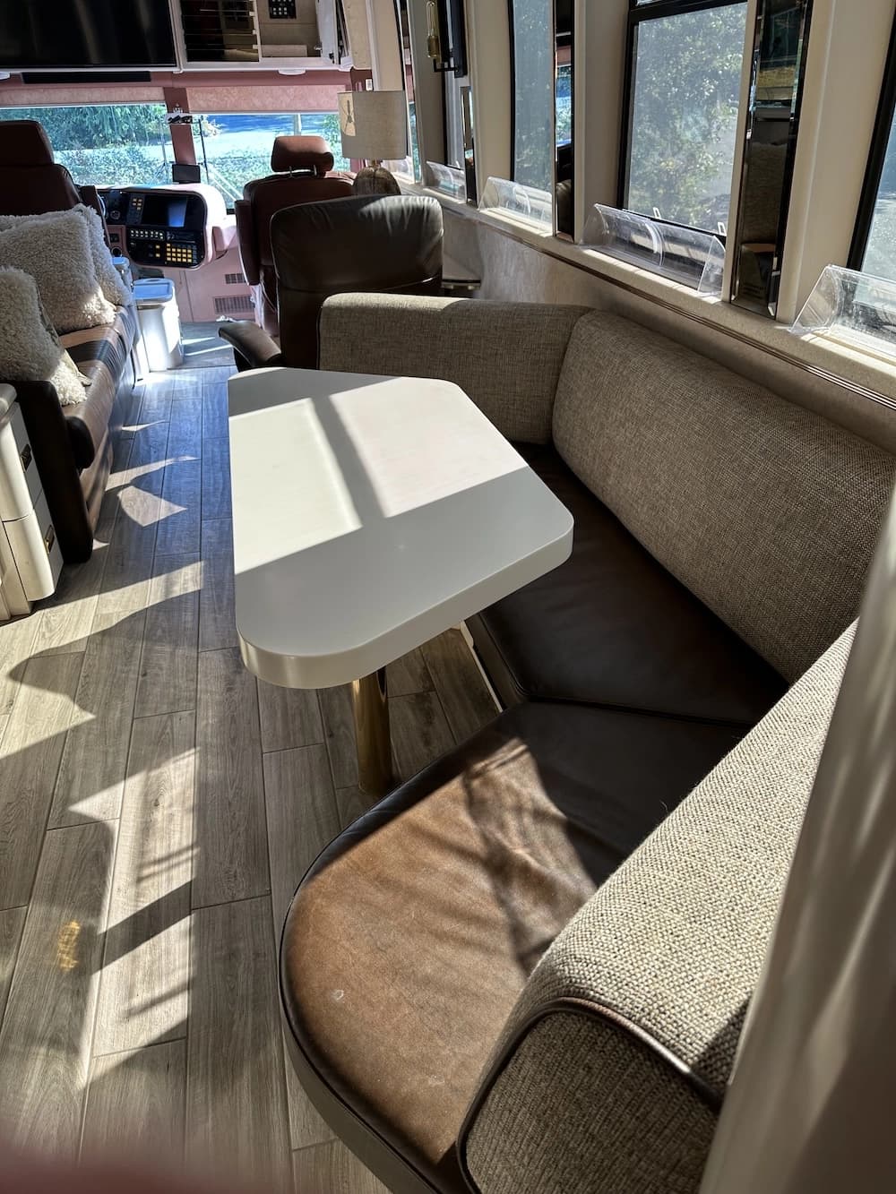 1999 Prevost Marathon XL Motorhome - Thumbnail 18 1999 Prevost Marathon XL Motorhome - Thumbnail 18