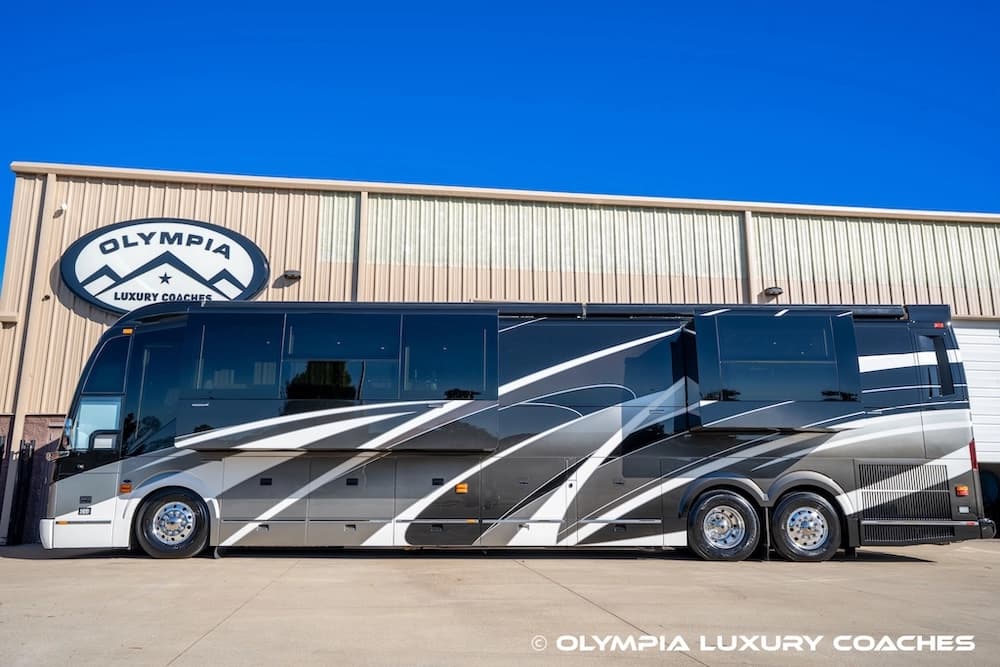 2021 Prevost Emerald H3-45 Coach - Thumbnail 12 2021 Prevost Emerald H3-45 Coach - Thumbnail 12