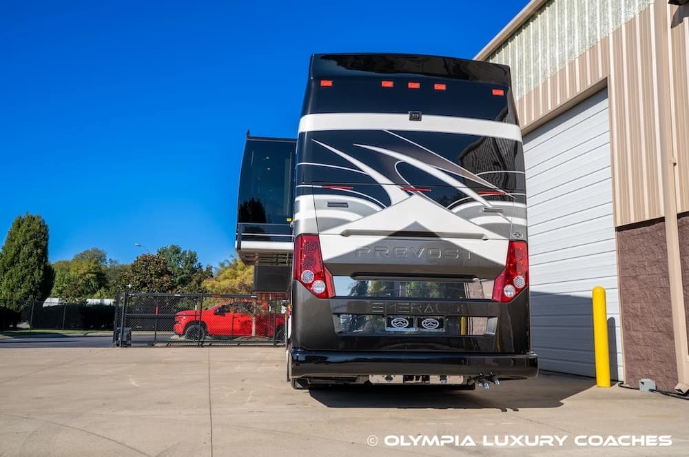 2021 Prevost Emerald H3-45 Coach - Thumbnail 14 2021 Prevost Emerald H3-45 Coach - Thumbnail 14