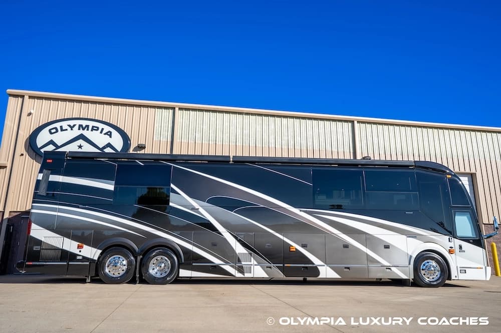 2021 Prevost Emerald H3-45 Coach - Thumbnail 17 2021 Prevost Emerald H3-45 Coach - Thumbnail 17