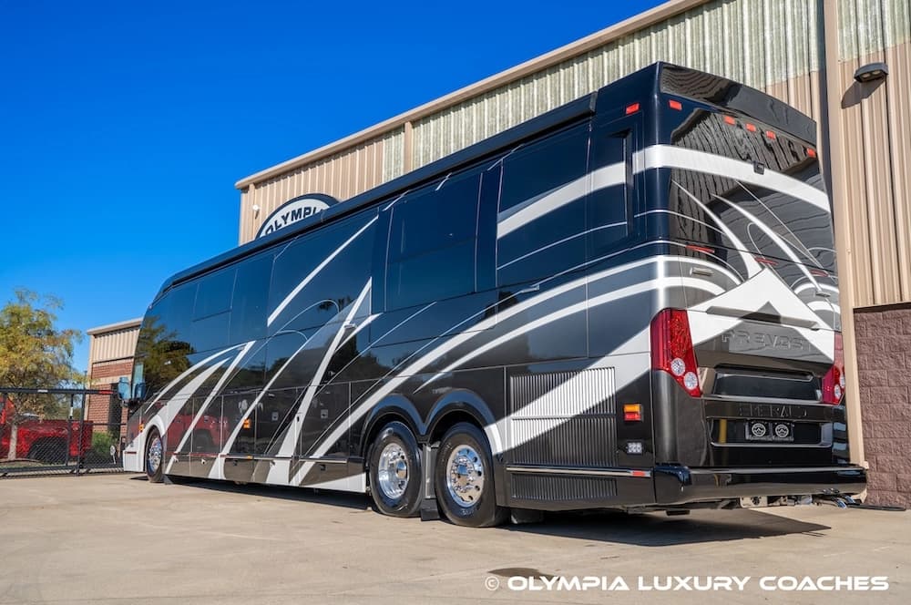 2021 Prevost Emerald H3-45 Coach - Thumbnail 3 2021 Prevost Emerald H3-45 Coach - Thumbnail 3