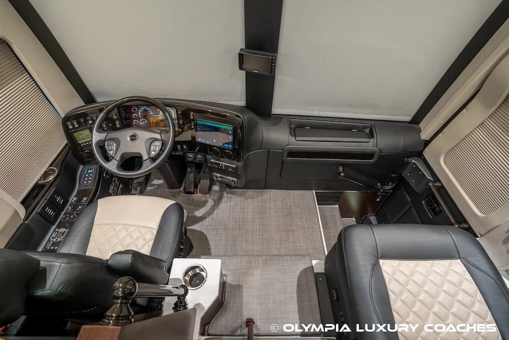 2021 Prevost Emerald H3-45 Coach - Thumbnail 30 2021 Prevost Emerald H3-45 Coach - Thumbnail 30