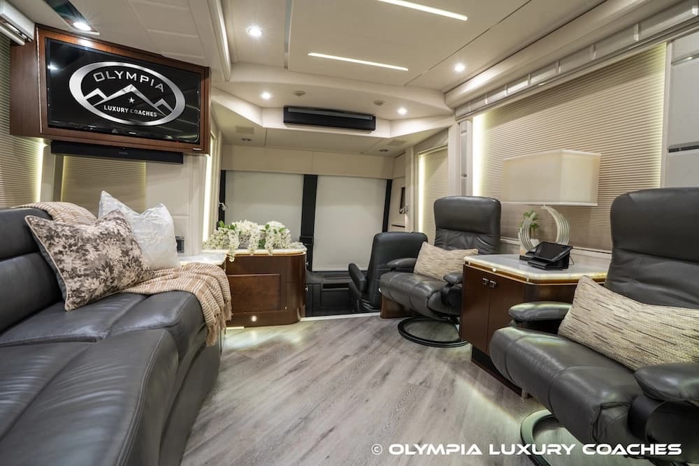 2021 Prevost Emerald H3-45 Coach - Thumbnail 42 2021 Prevost Emerald H3-45 Coach - Thumbnail 42