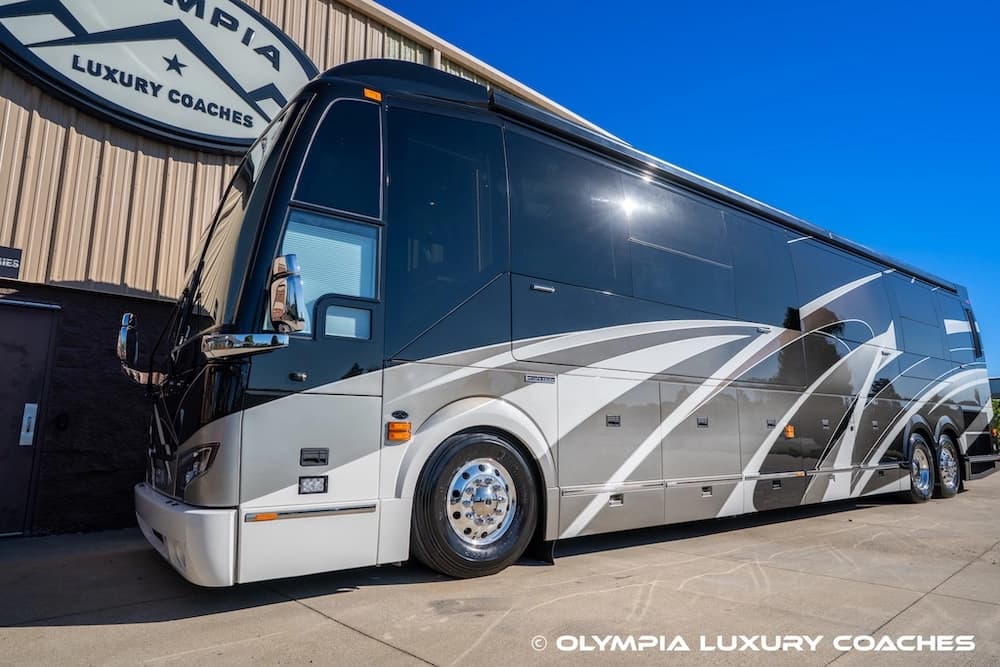 2021 Prevost Emerald H3-45 Coach - Thumbnail 8 2021 Prevost Emerald H3-45 Coach - Thumbnail 8