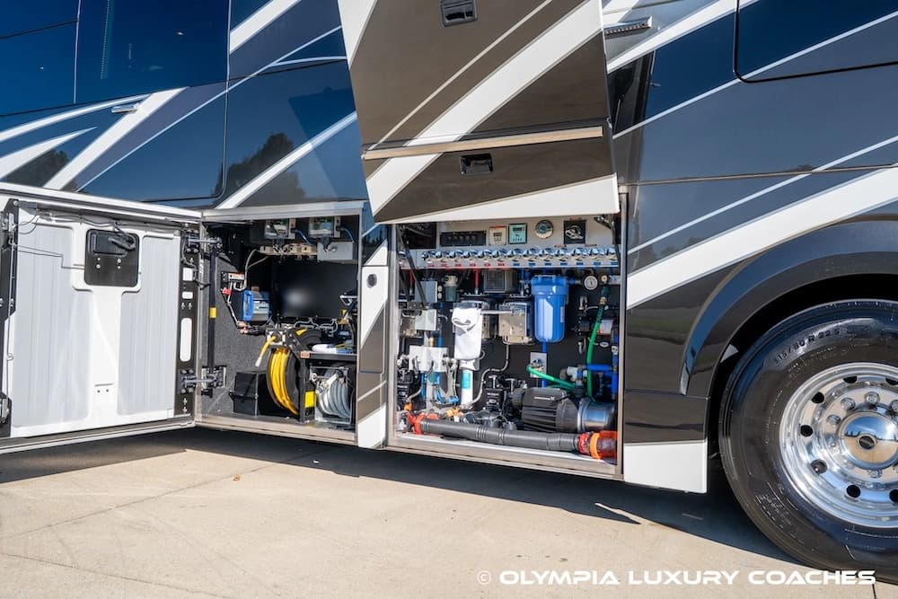 2021 Prevost Emerald H3-45 Coach - Thumbnail 10 2021 Prevost Emerald H3-45 Coach - Thumbnail 10