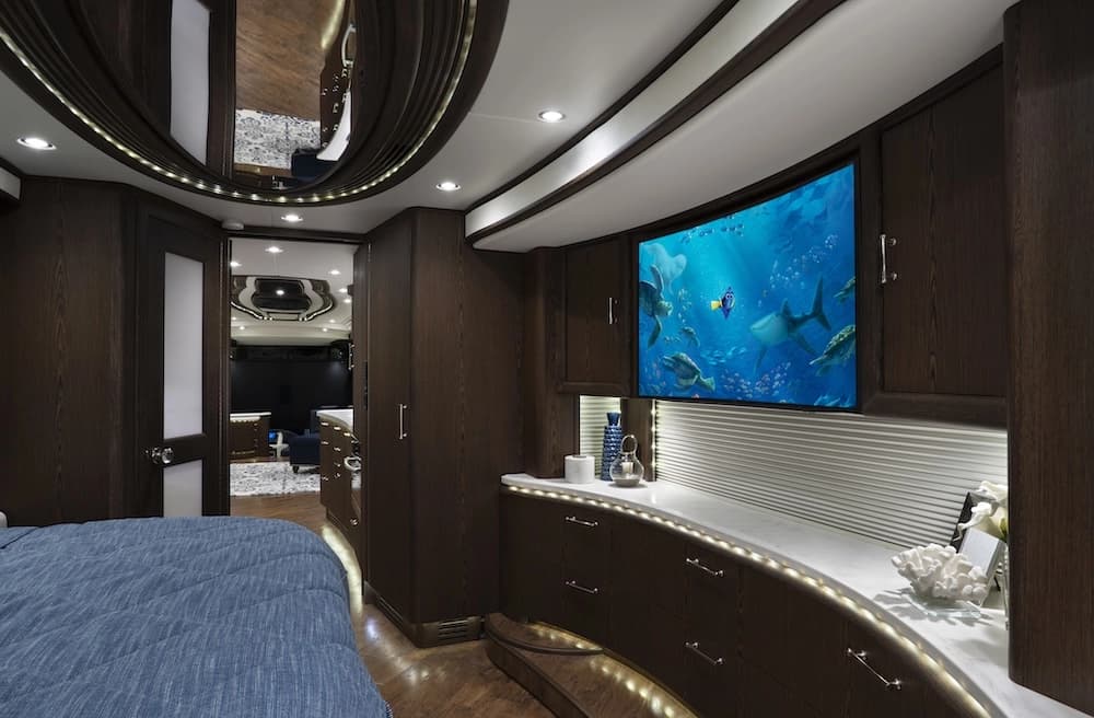 2017 Prevost Liberty Elegant Lady H3-45 Motorhome - Thumbnail 20 2017 Prevost Liberty Elegant Lady H3-45 Motorhome - Thumbnail 20