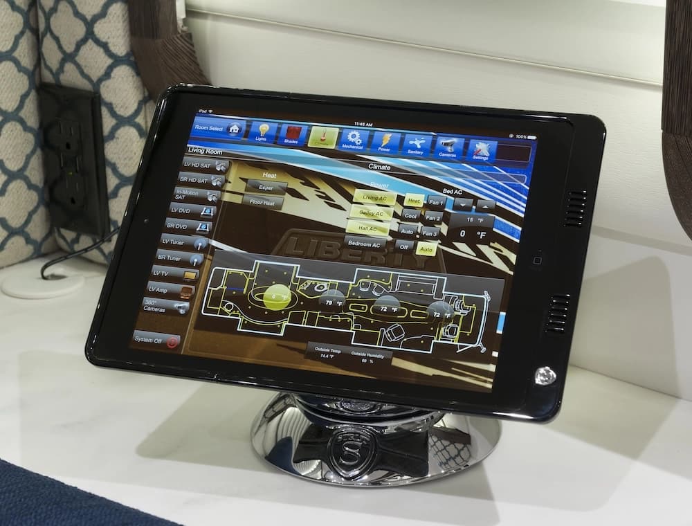 2017 Prevost Liberty Elegant Lady H3-45 Motorhome - Thumbnail 6 2017 Prevost Liberty Elegant Lady H3-45 Motorhome - Thumbnail 6