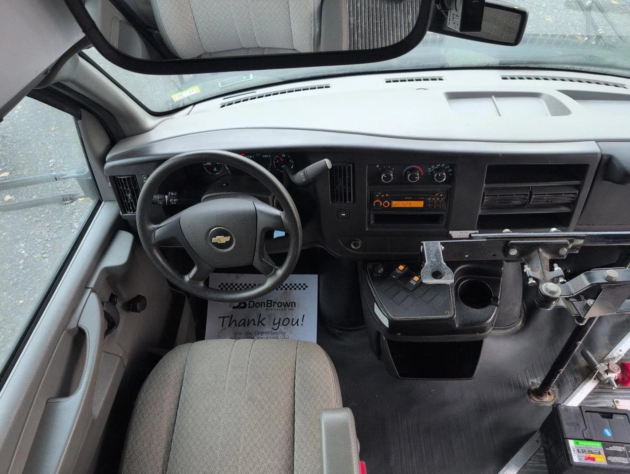 2016 Chevrolet 3500 Starcraft Shuttle Bus - Image 8 2016 Chevrolet 3500 Starcraft Shuttle Bus - Image 8